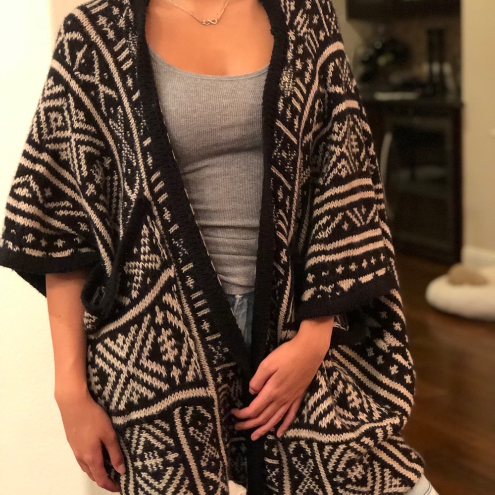 Brandy Melville tribal print cardigan